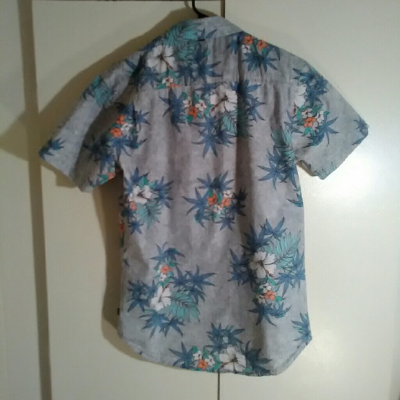 GLOBE BOY'S SHIRT - Picture 2 of 3